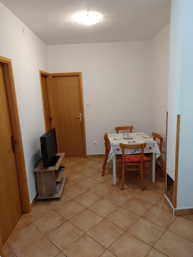 Apartmani Anita Малинська Екстер'єр фото